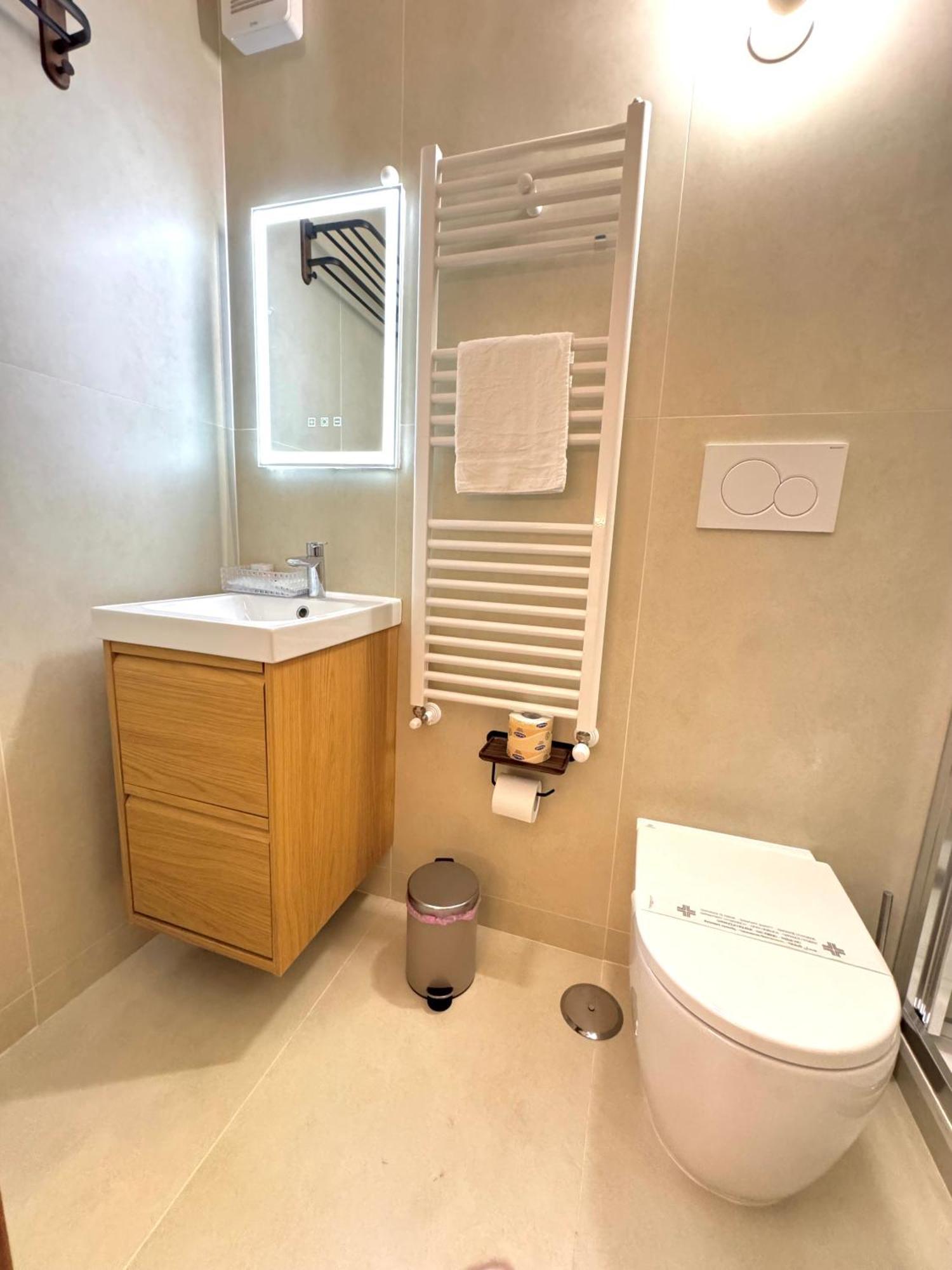 May Home Guest House Рим Экстерьер фото