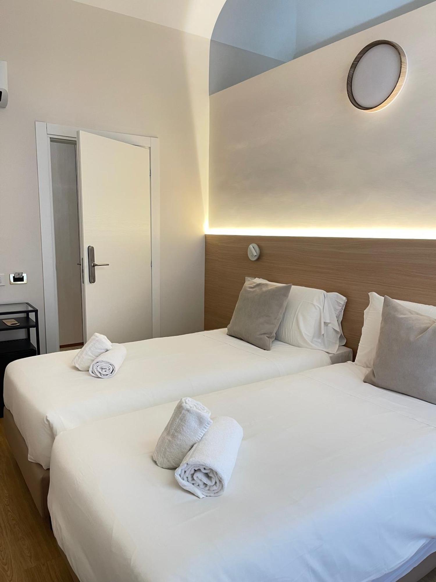 May Home Guest House Рим Экстерьер фото