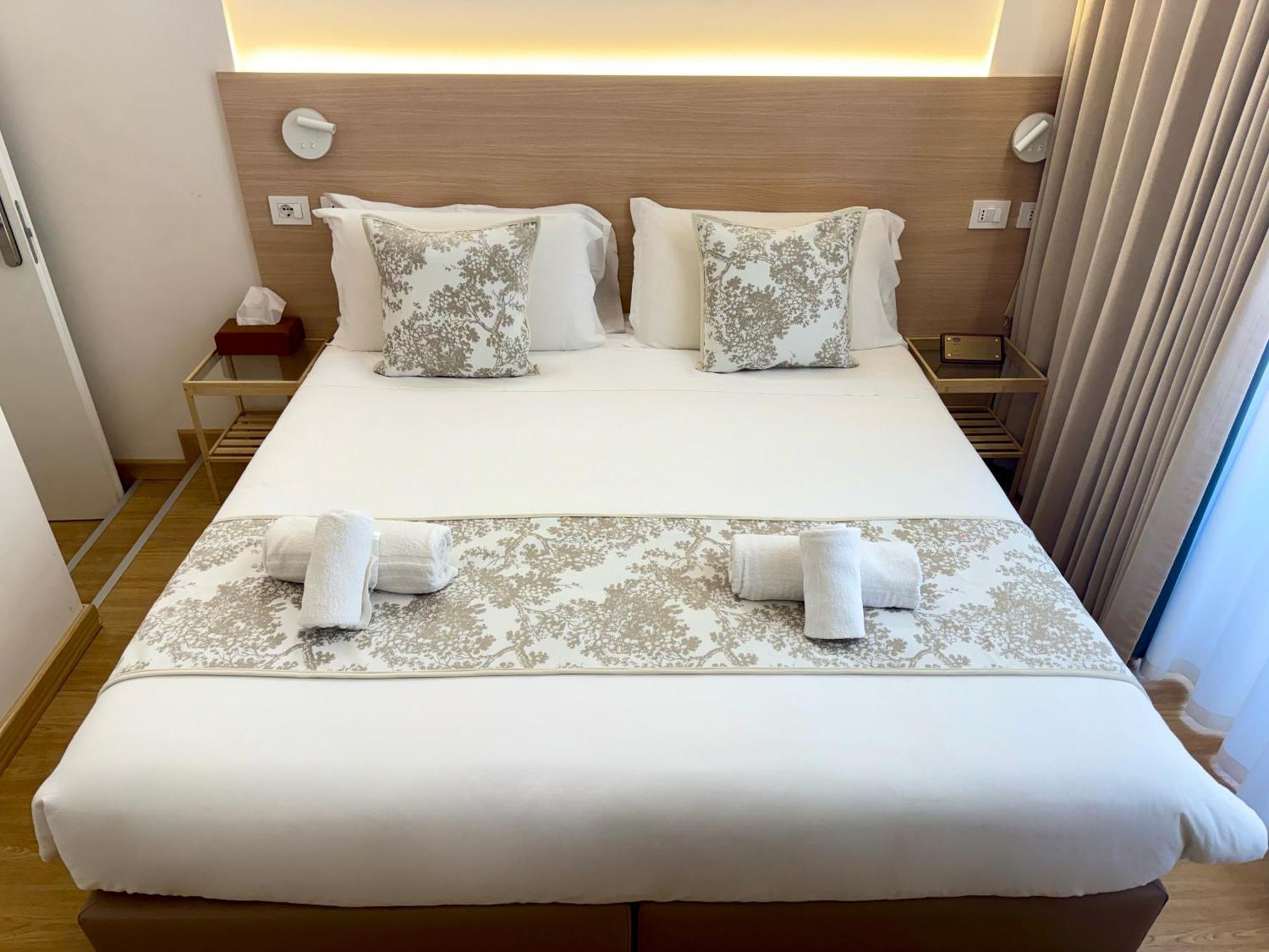 May Home Guest House Рим Экстерьер фото